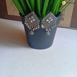Mini Square With Kundan Jhumka