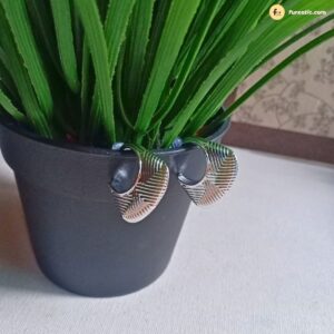 Silver Bag Shape Earring With Pattern